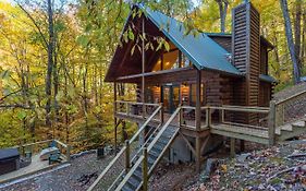 Candle Creek Lodge W/ Hot Tub!